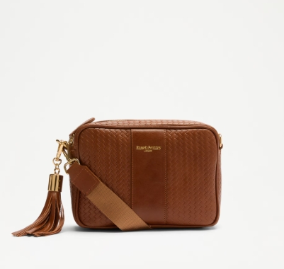Russell and Bromley Norge: Eleganse som beveger seg mellom tradisjon og moderne uttrykk